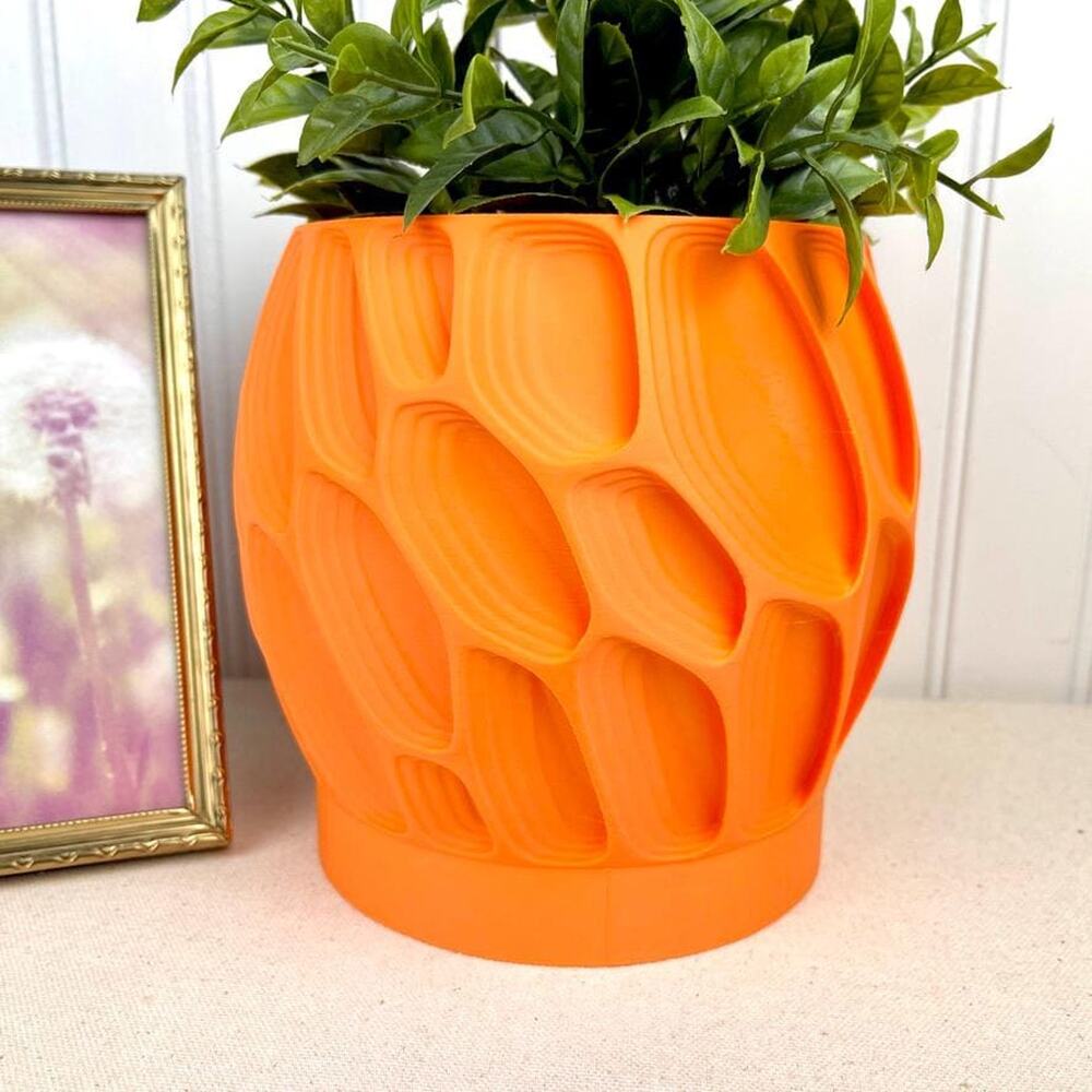 Ringo Planter Pot, Indoor Flower Pot, Tabletop Planter, Organic Texture